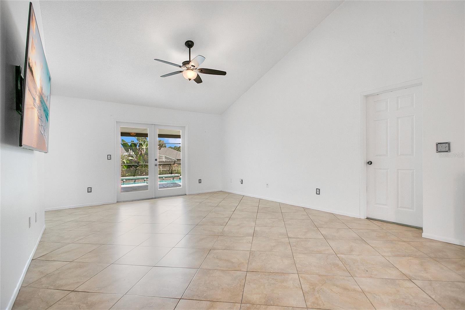 3063 RIVIERA BAY CT
