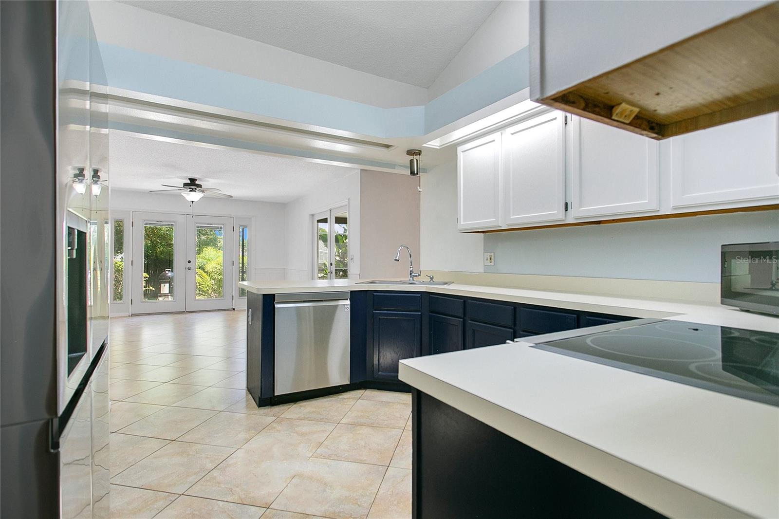 3063 RIVIERA BAY CT