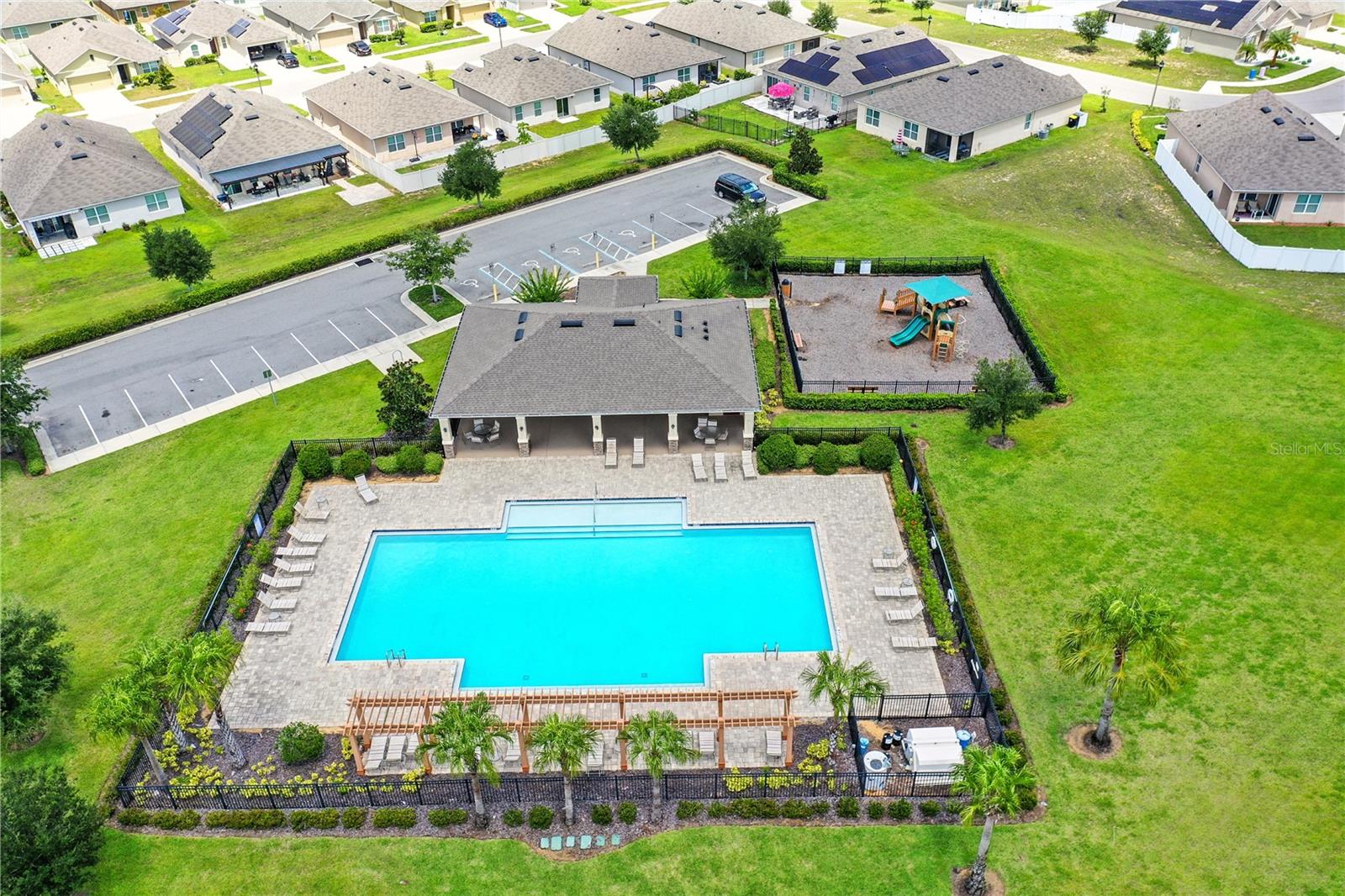 3329 WELLBORN DR