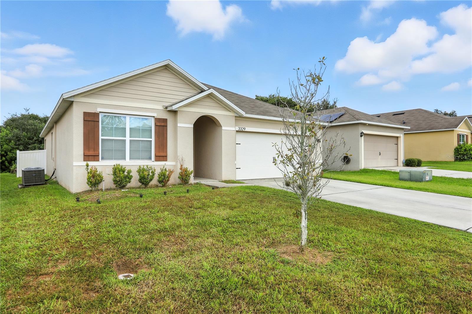 3329 WELLBORN DR