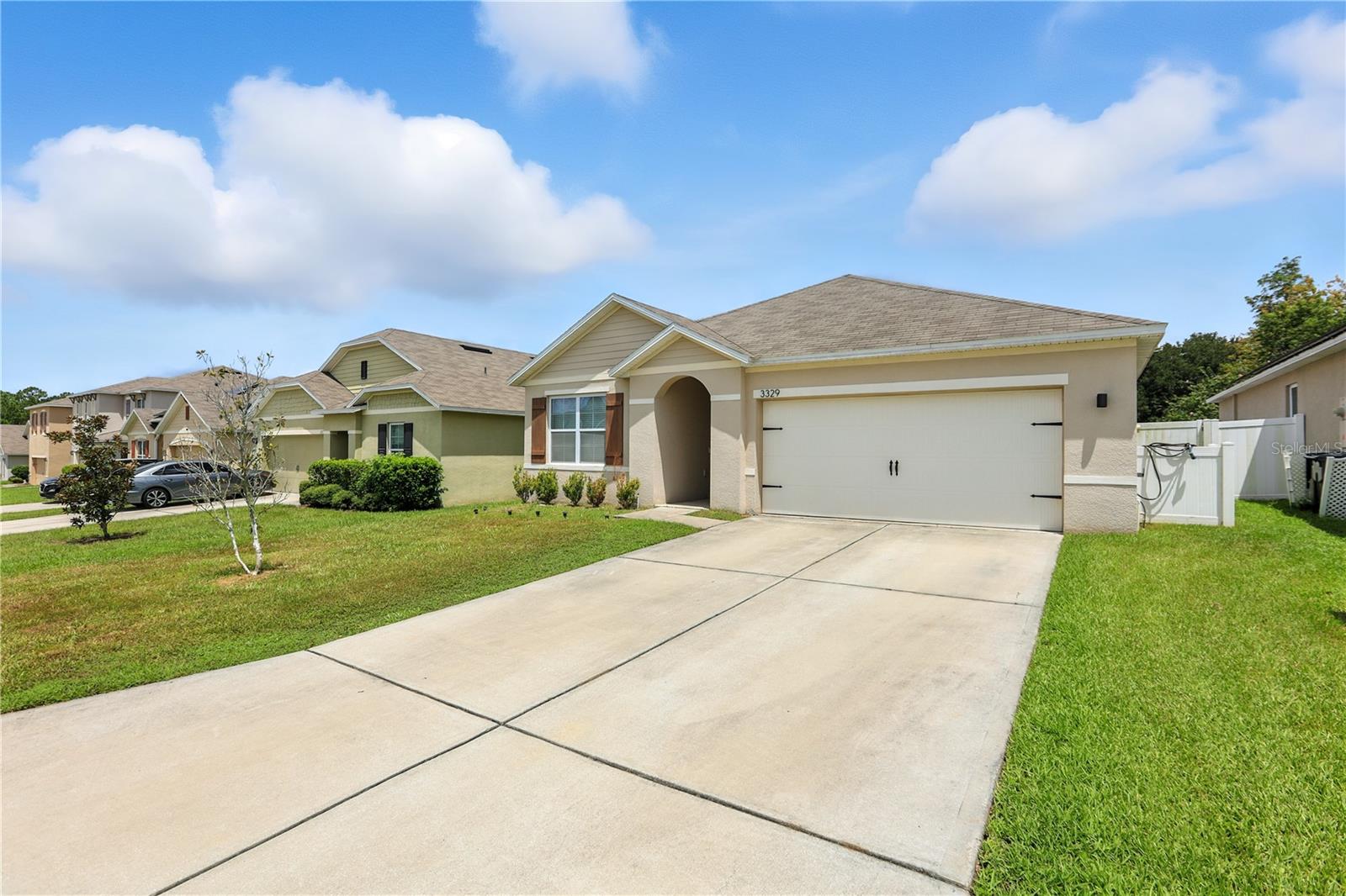 3329 WELLBORN DR