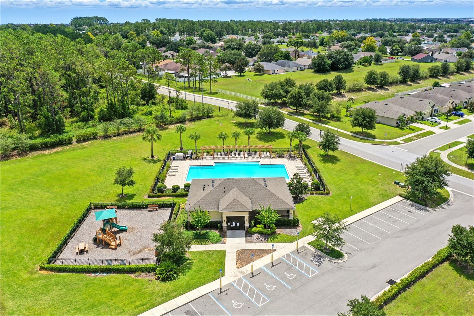 3329 WELLBORN DR