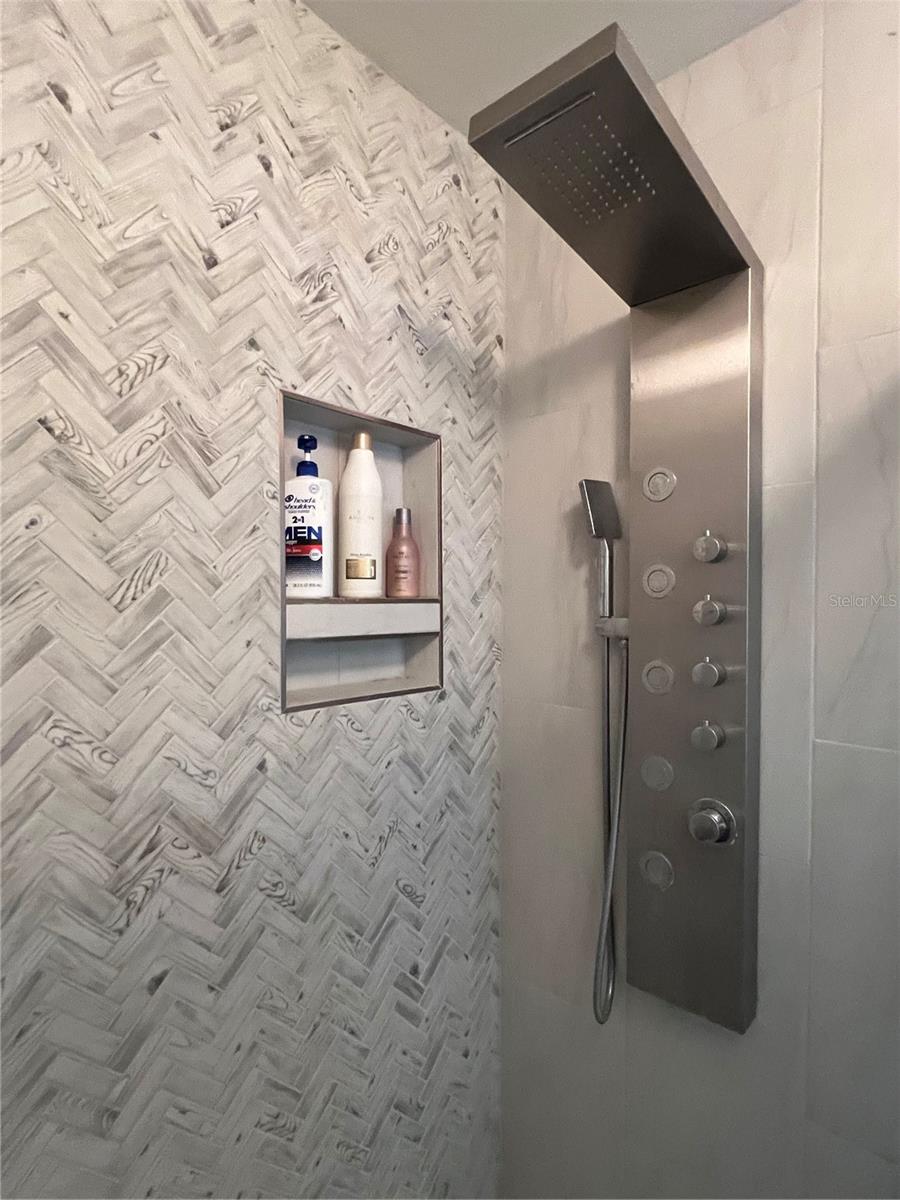 3630 QUEENS COVE BLVD