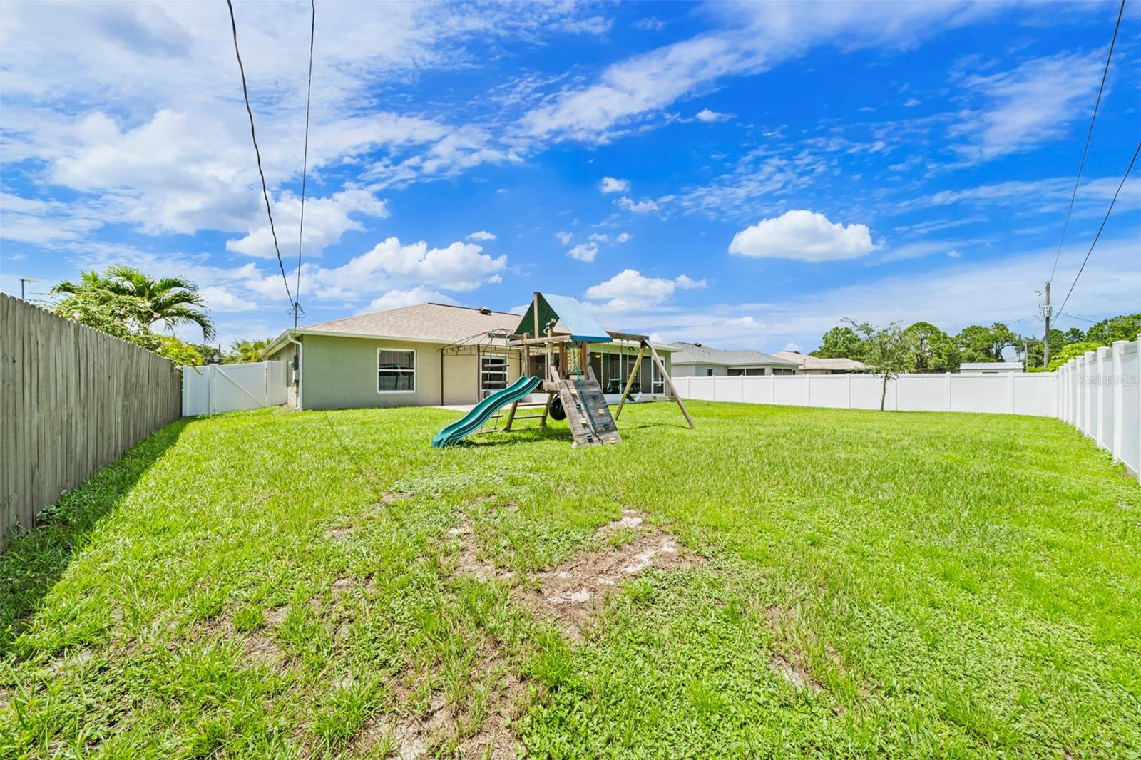 971 Aurelia ave AURELIA AVE