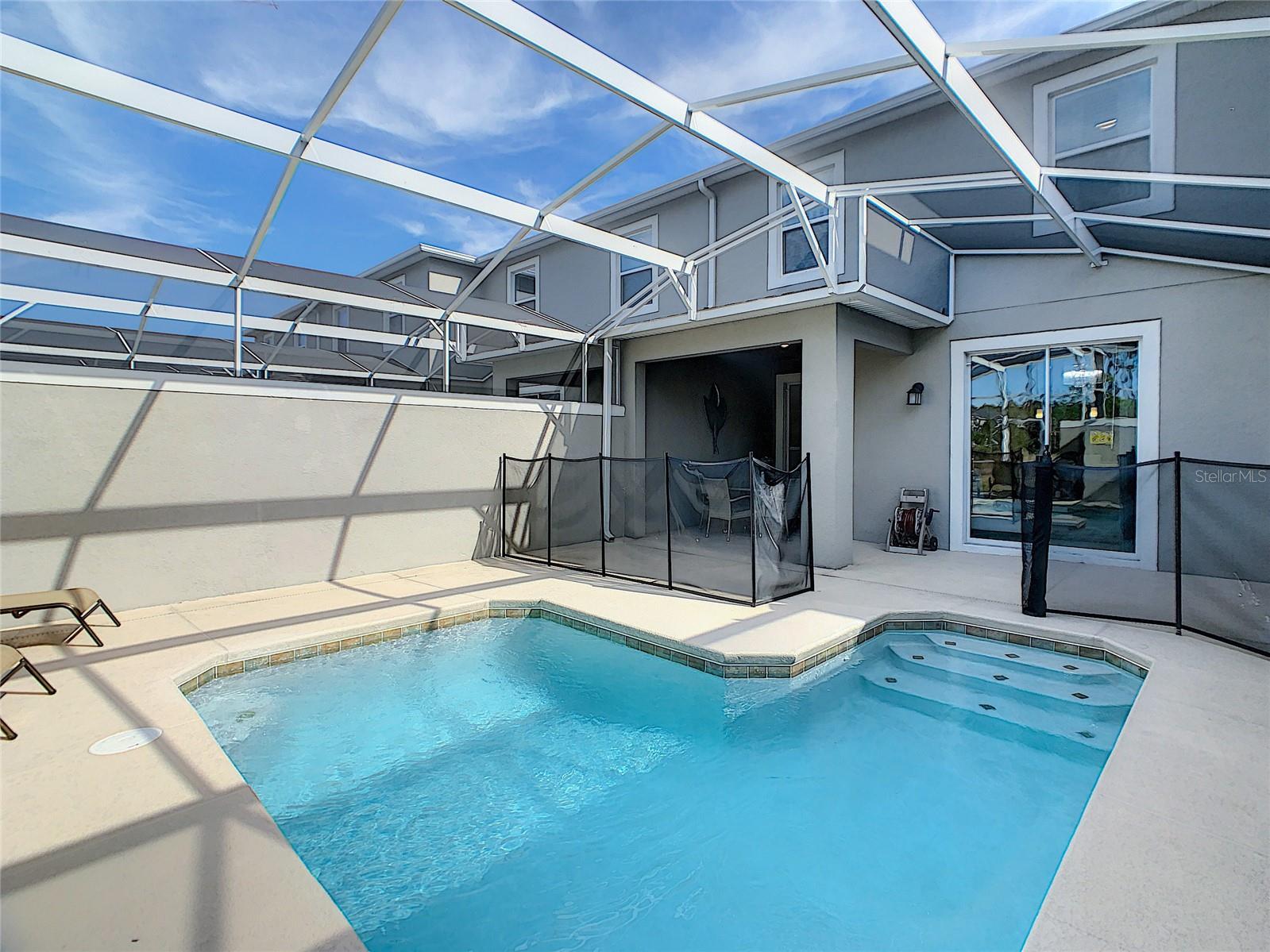 580 PEBBLE BEACH DR