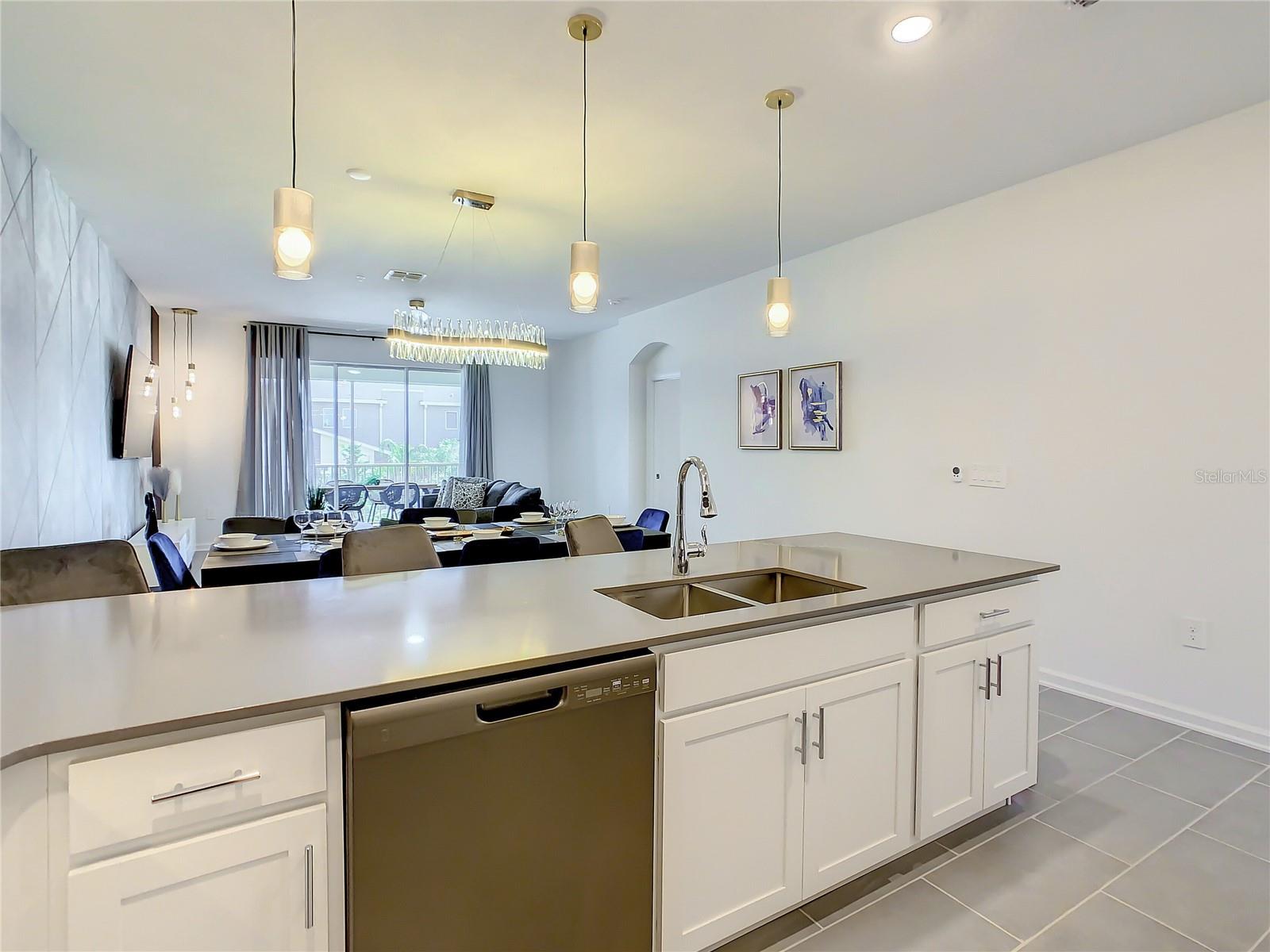8853 CABOT CLIFFS DR #104