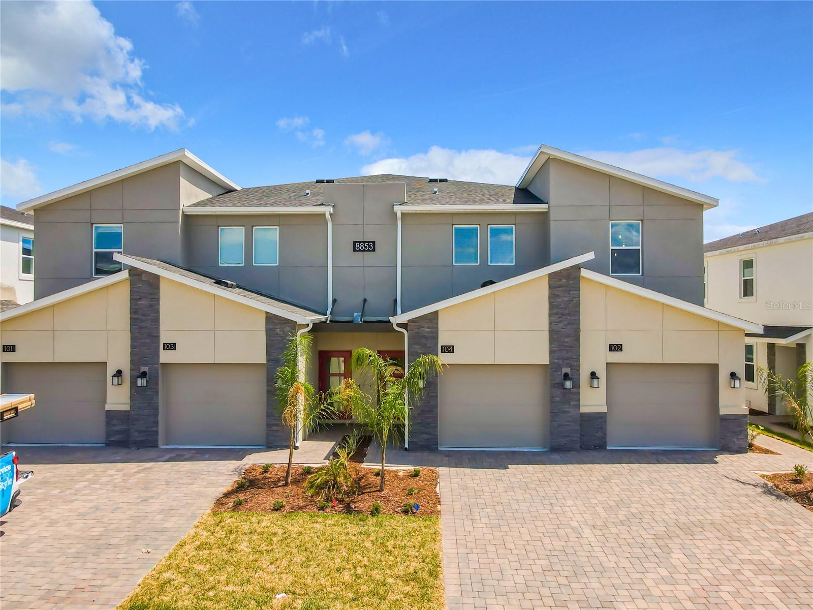 8853 CABOT CLIFFS DR #104