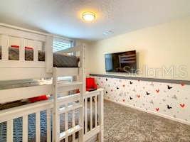 707 OCEAN COURSE AVE