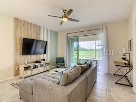 707 OCEAN COURSE AVE