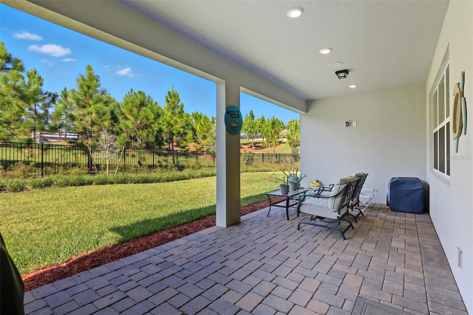 2761 TOP HILL CT