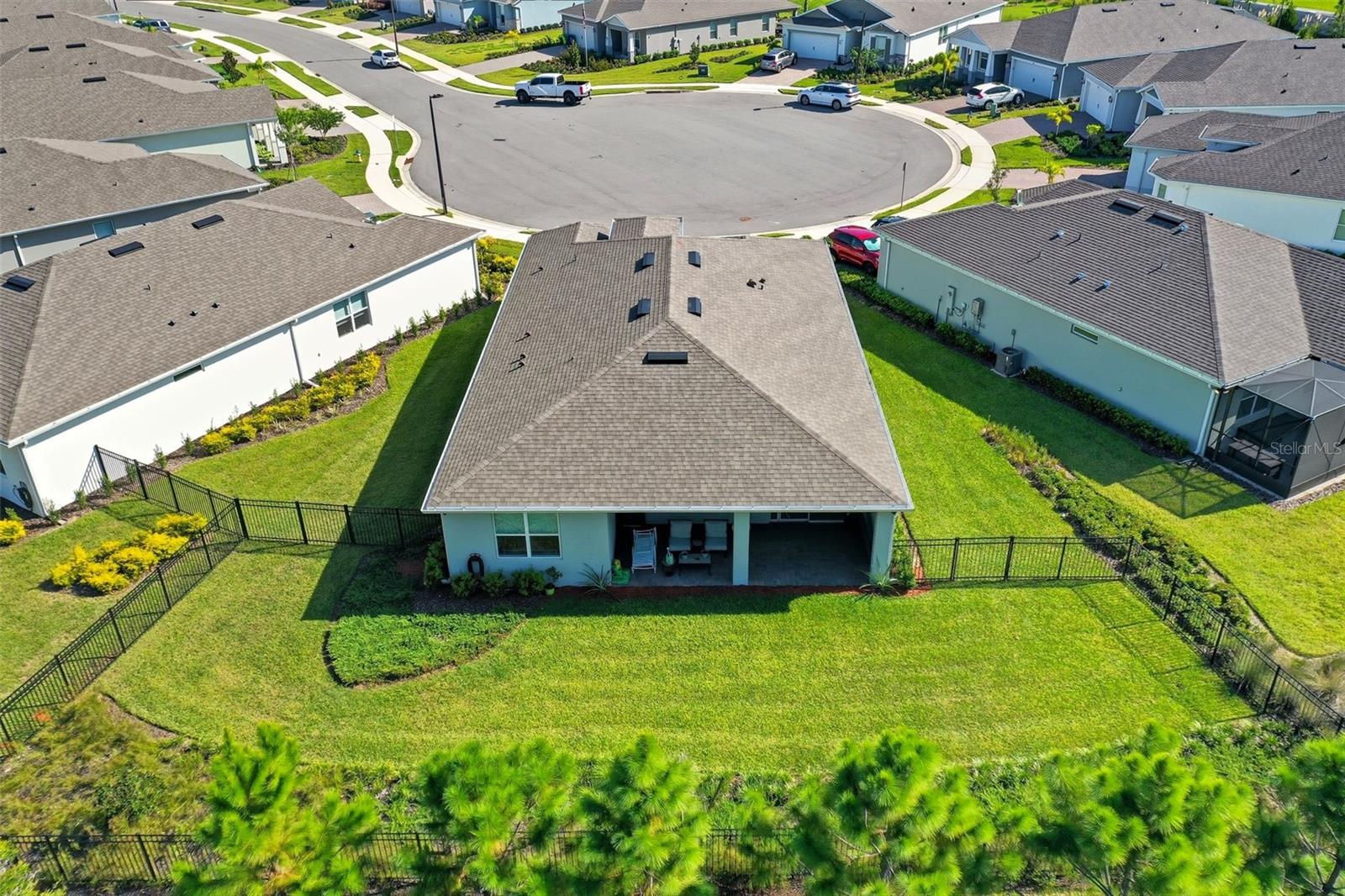 2761 TOP HILL CT