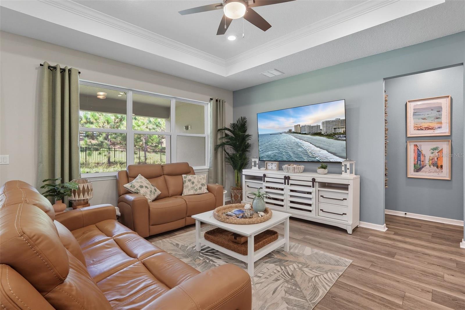 2761 TOP HILL CT
