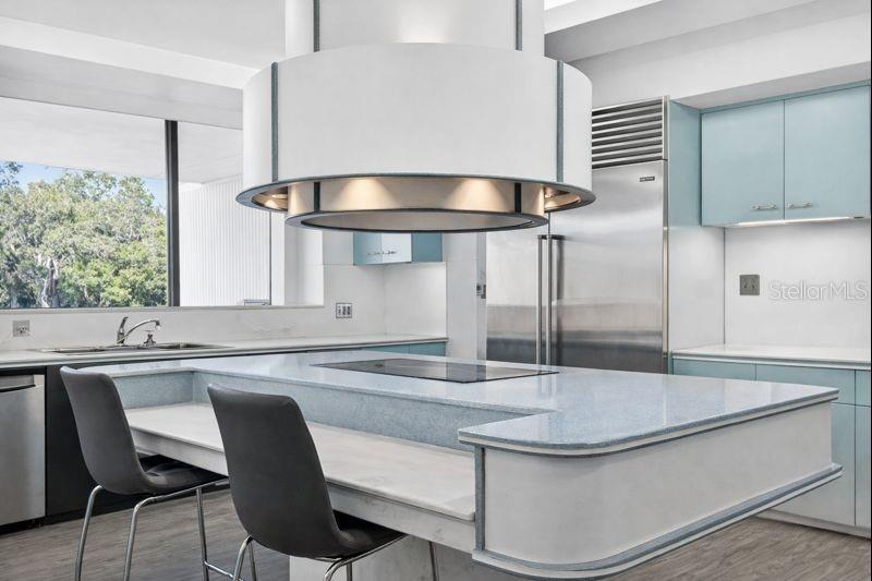 812 SWEETWATER CLUB BLVD