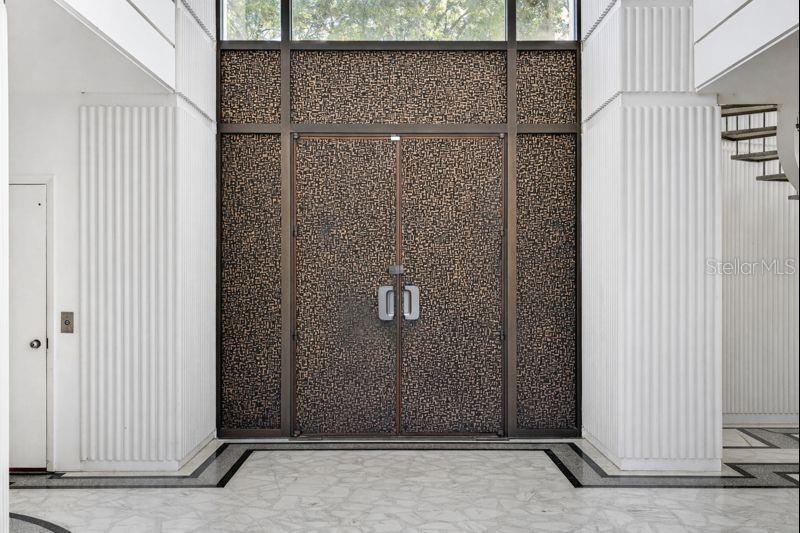 812 SWEETWATER CLUB BLVD