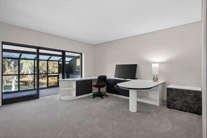 812 SWEETWATER CLUB BLVD