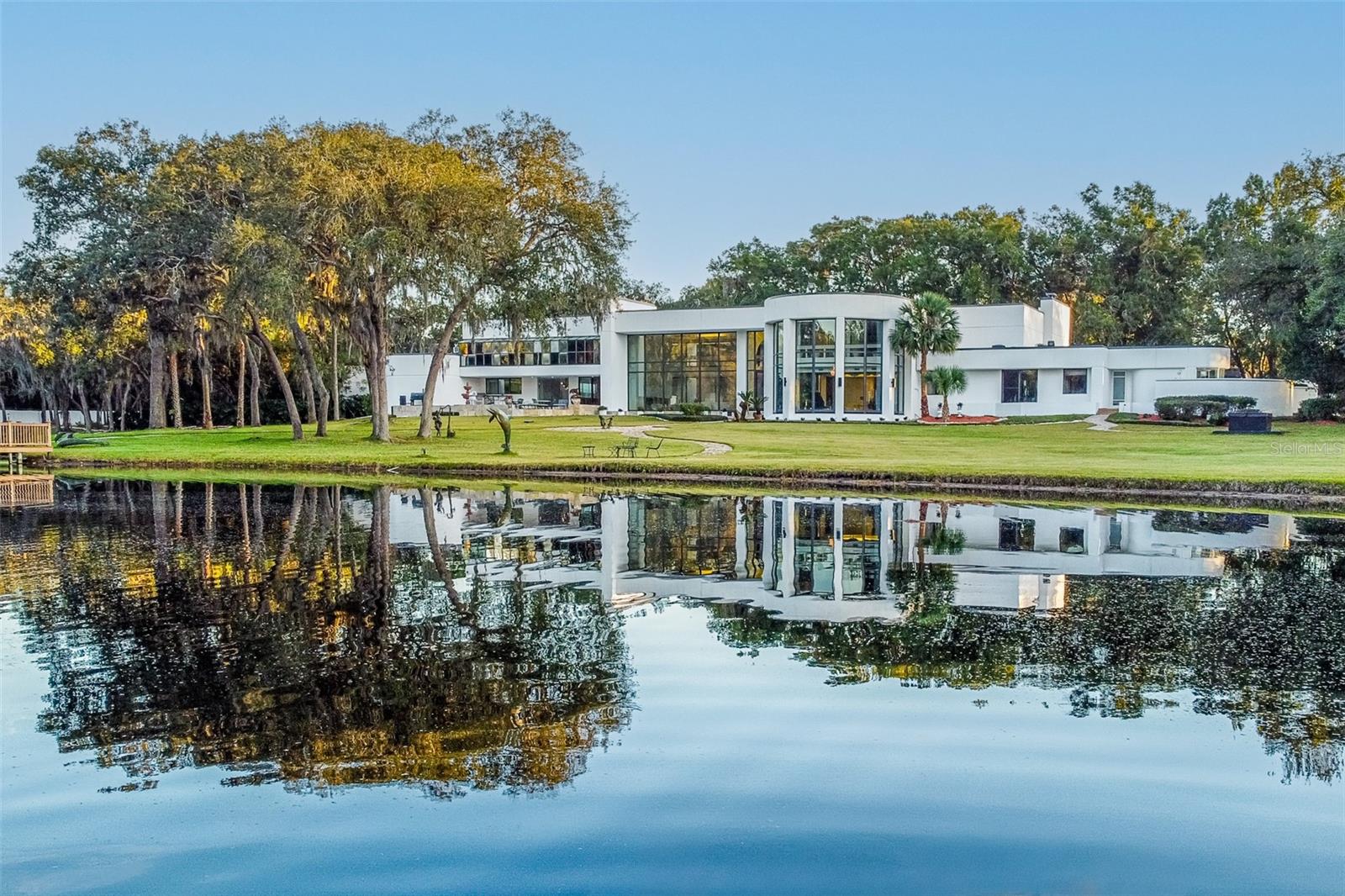 812 SWEETWATER CLUB BLVD