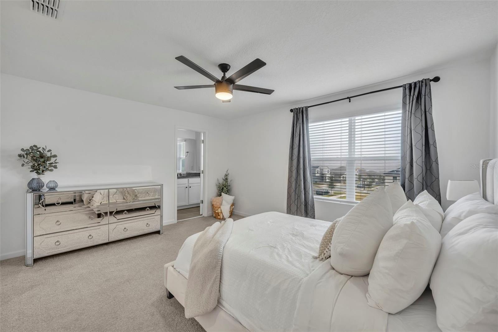 1195 BOARDWALK PL