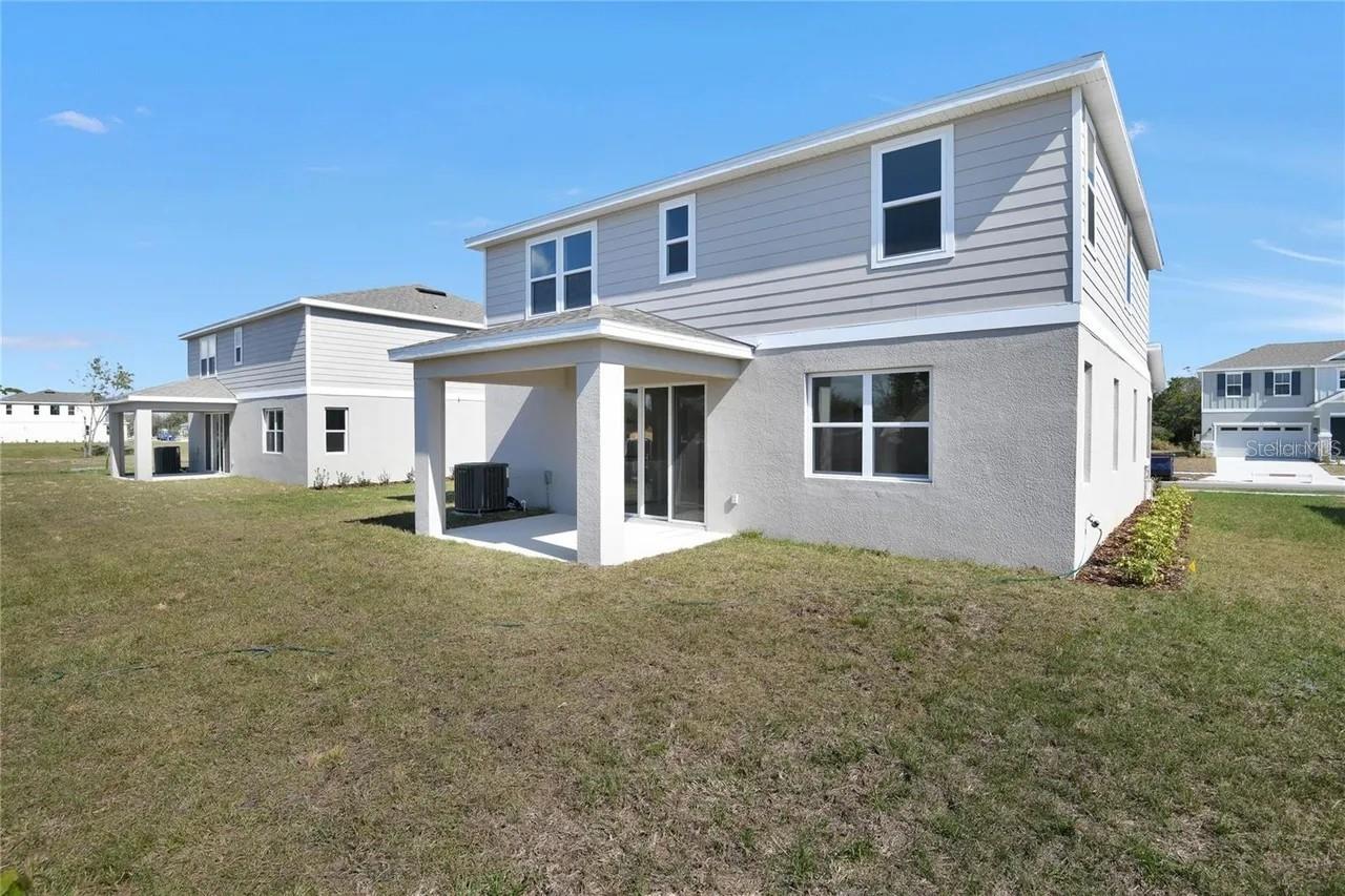 560 SUMMIT RIVER DR