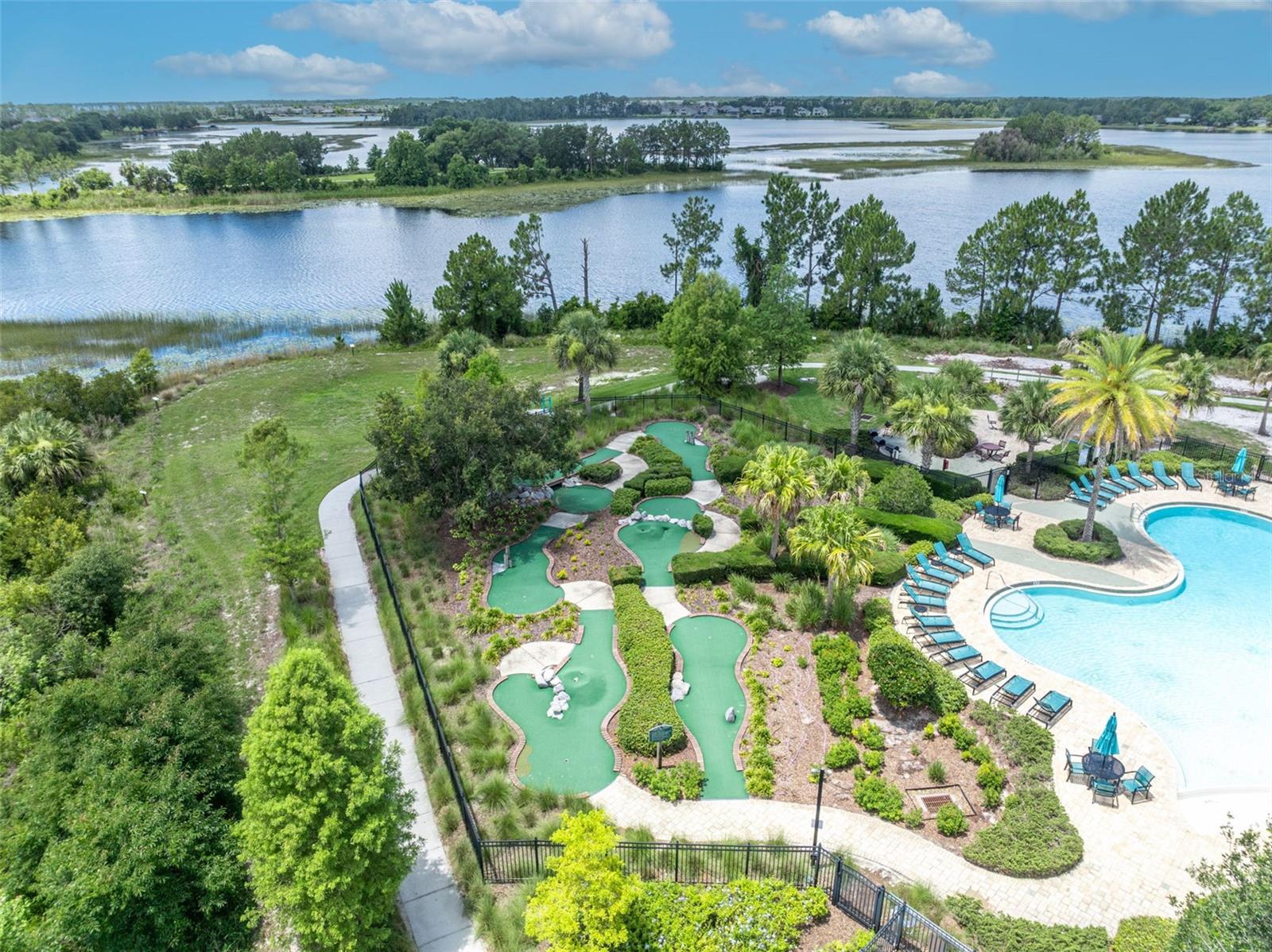 8220 BAYVIEW CROSSING DR