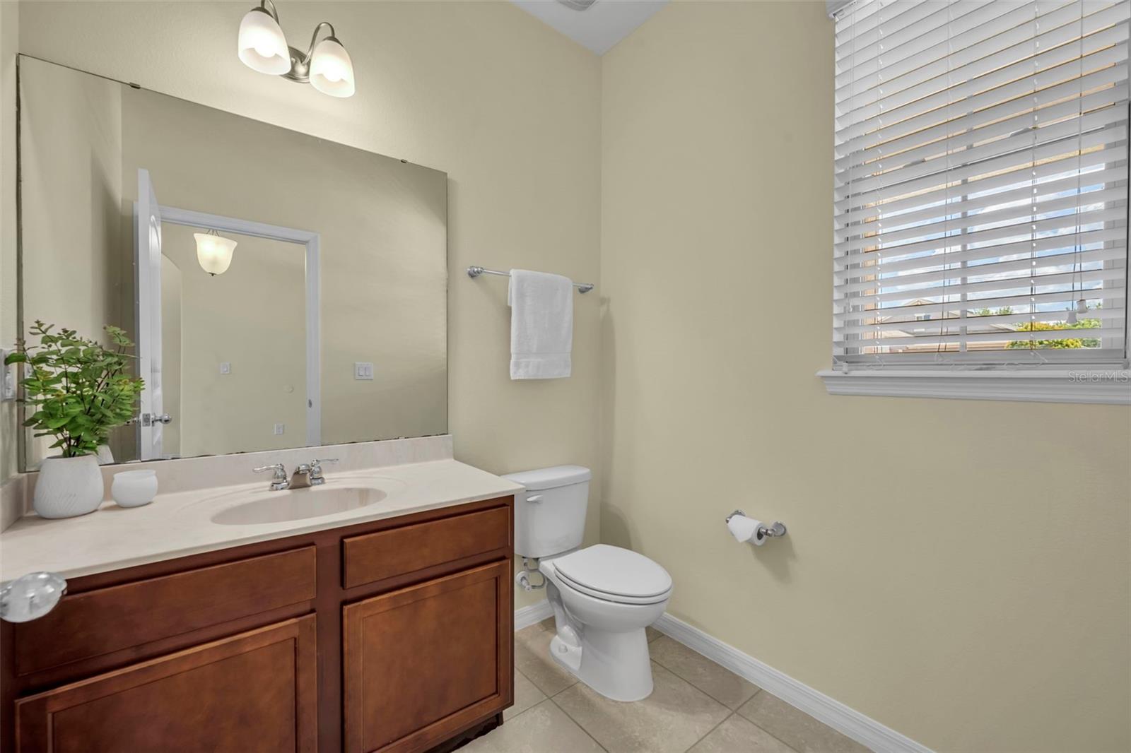 8220 BAYVIEW CROSSING DR