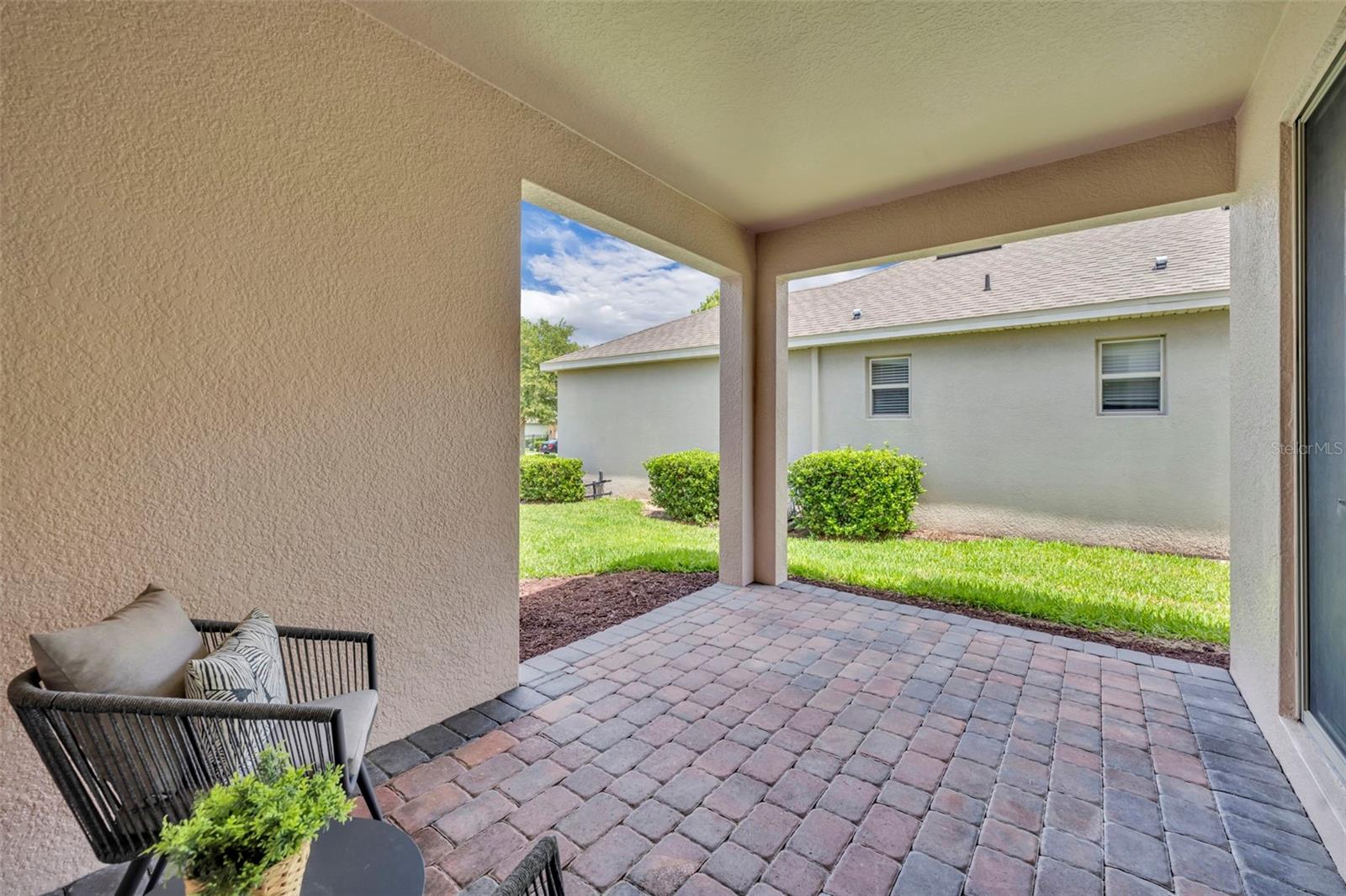 8220 BAYVIEW CROSSING DR