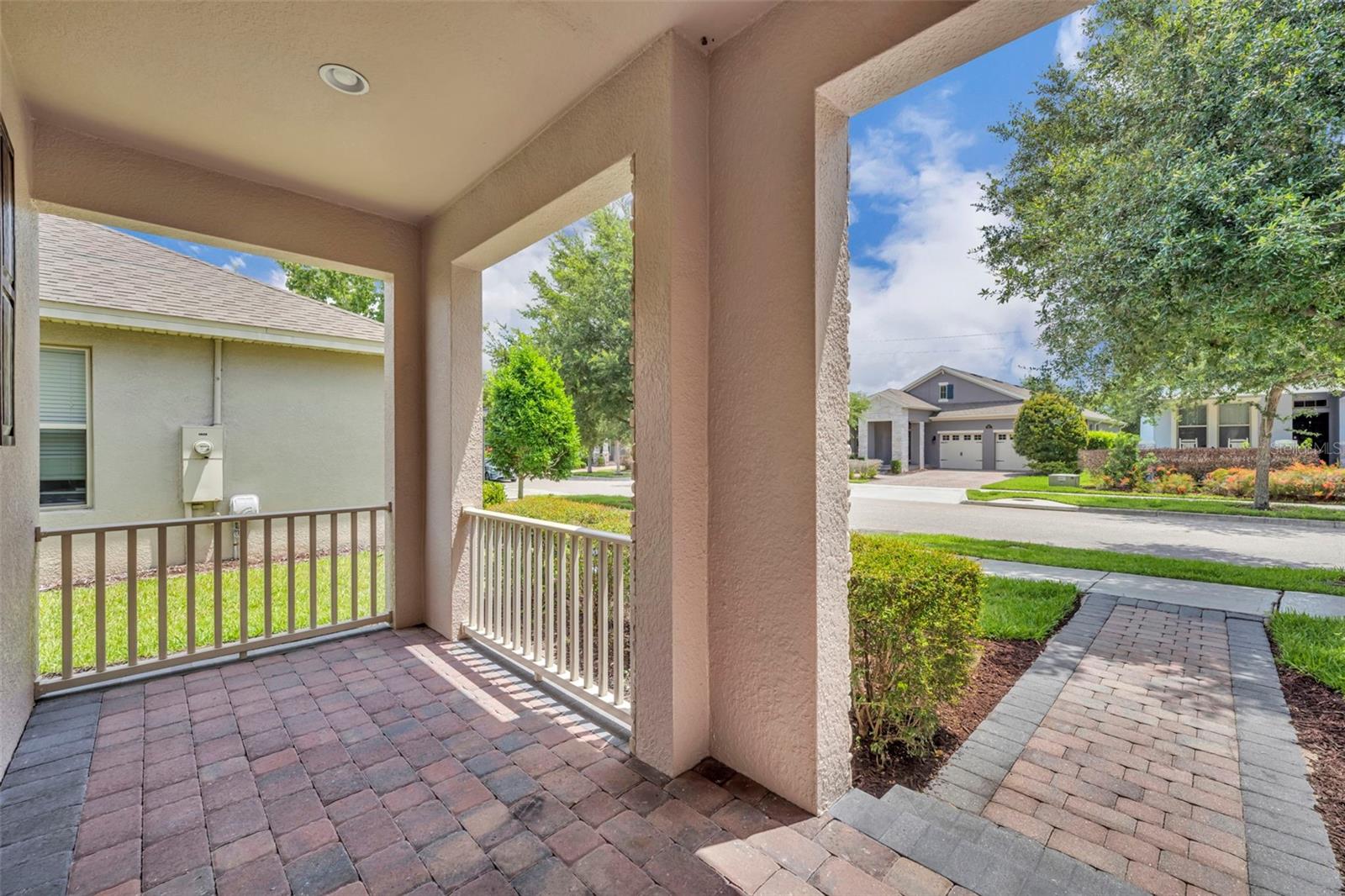 8220 BAYVIEW CROSSING DR