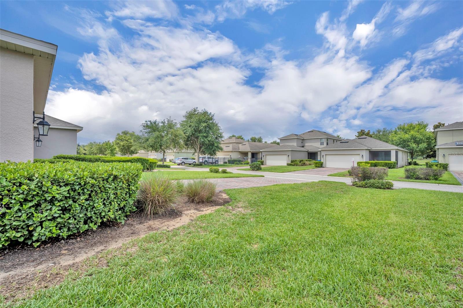 8220 BAYVIEW CROSSING DR