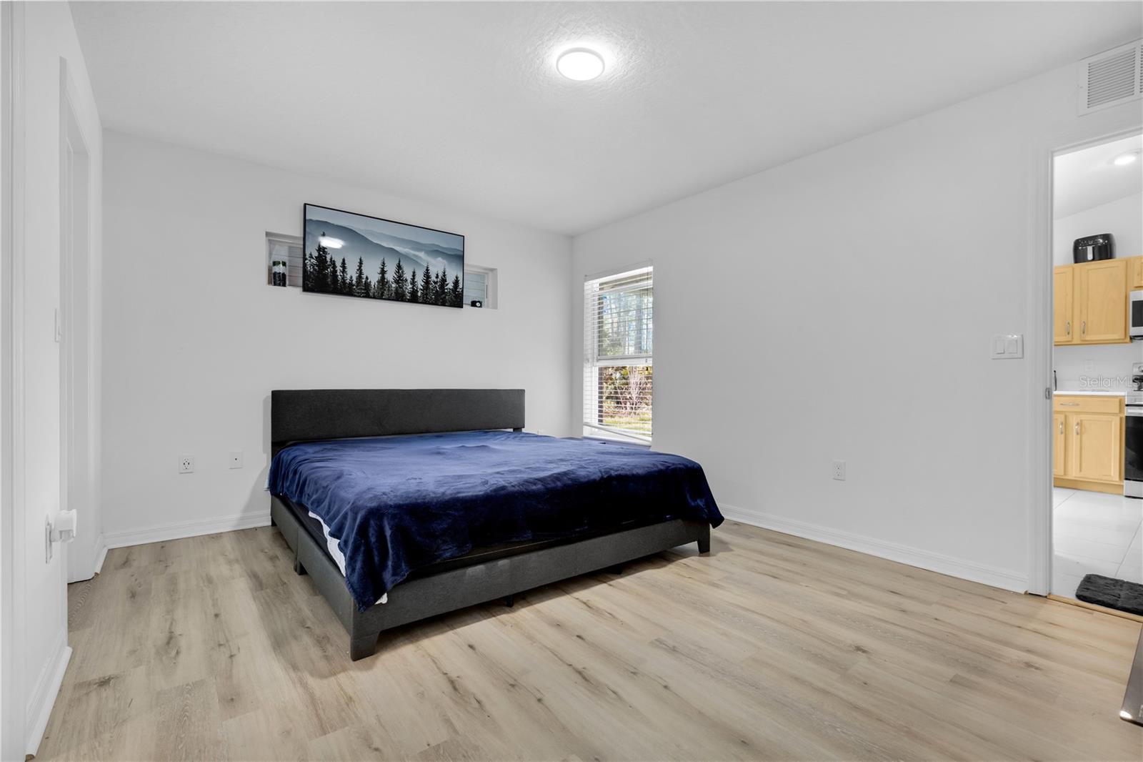 2 RYAPPLE LN #A and B