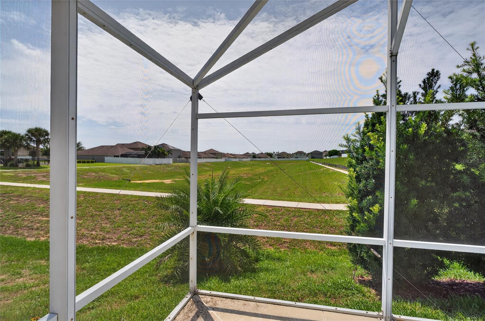 455 WINDSOR PL