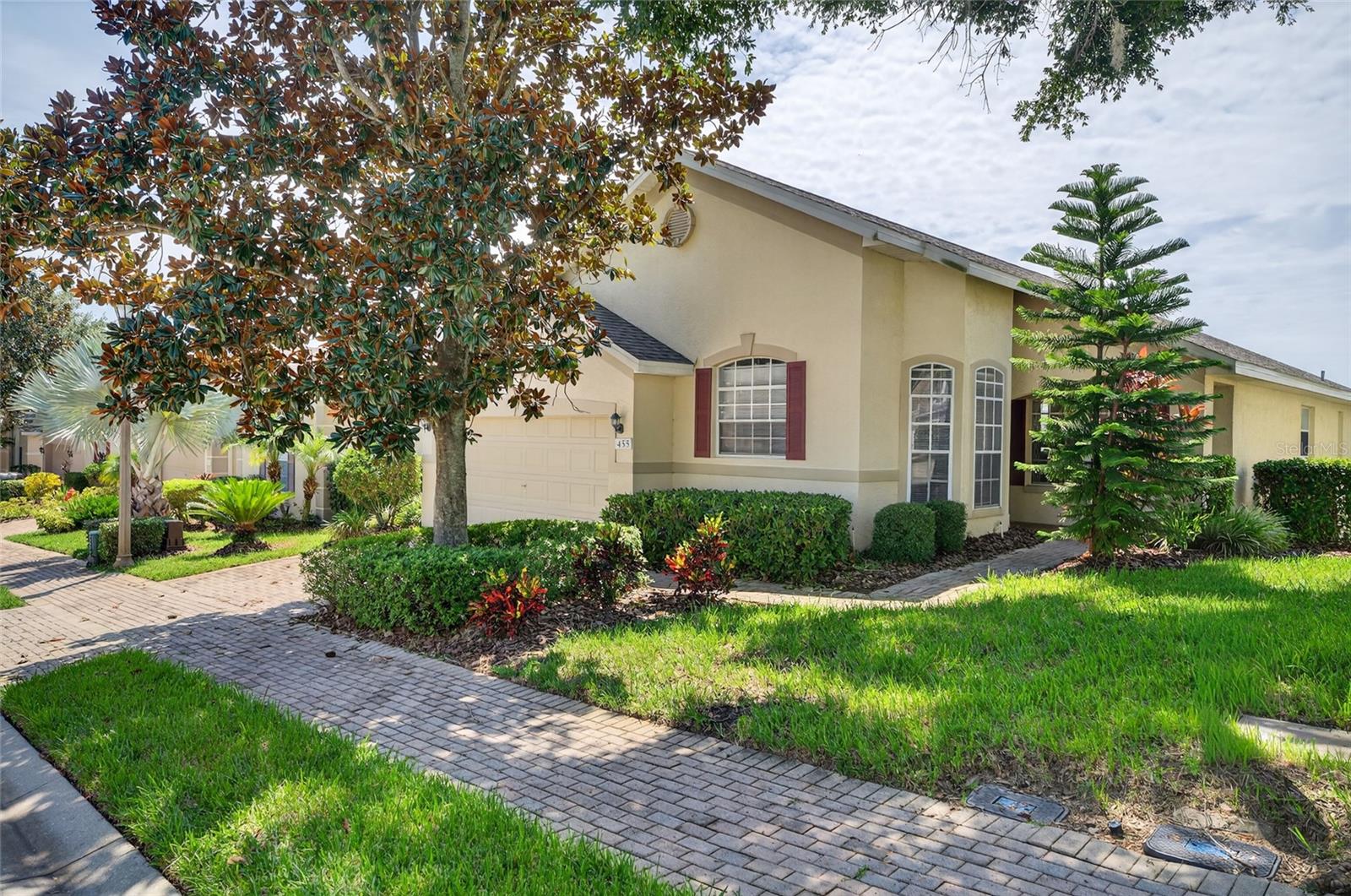 455 WINDSOR PL