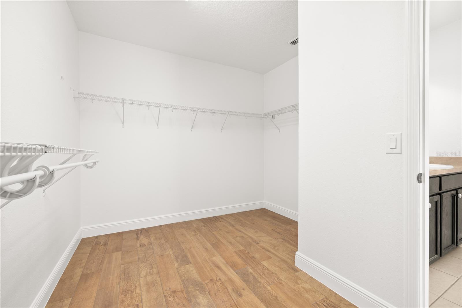 122 ANDALUSIA LOOP