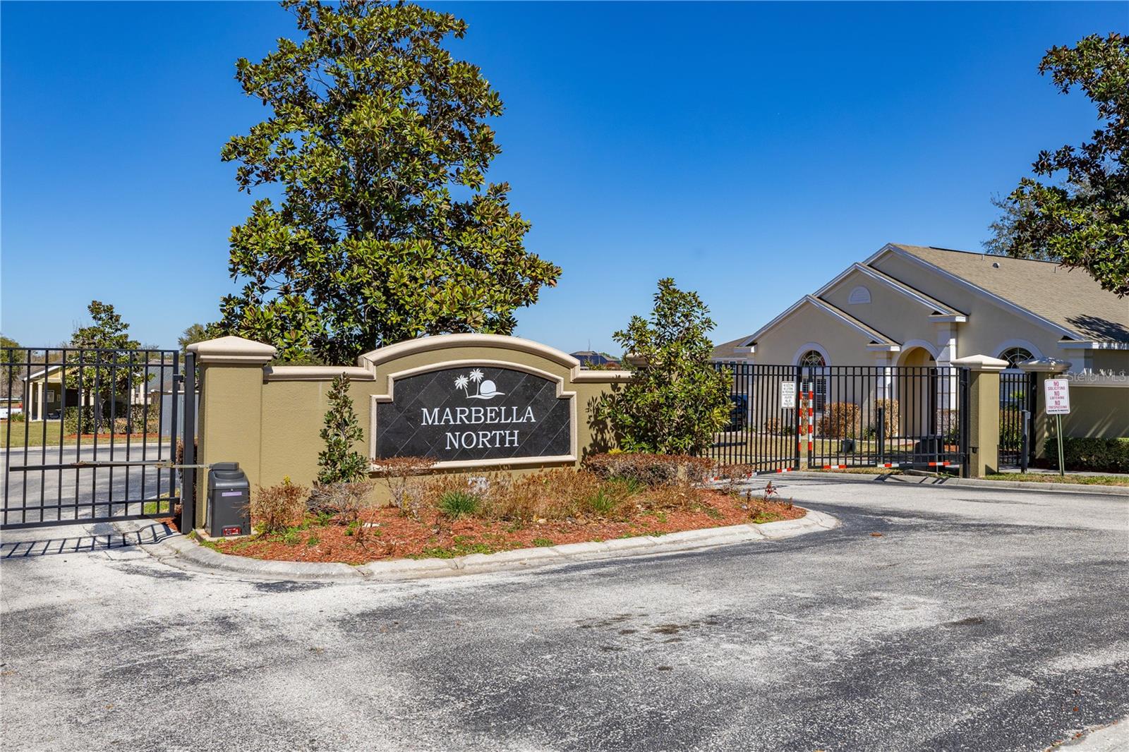 122 ANDALUSIA LOOP