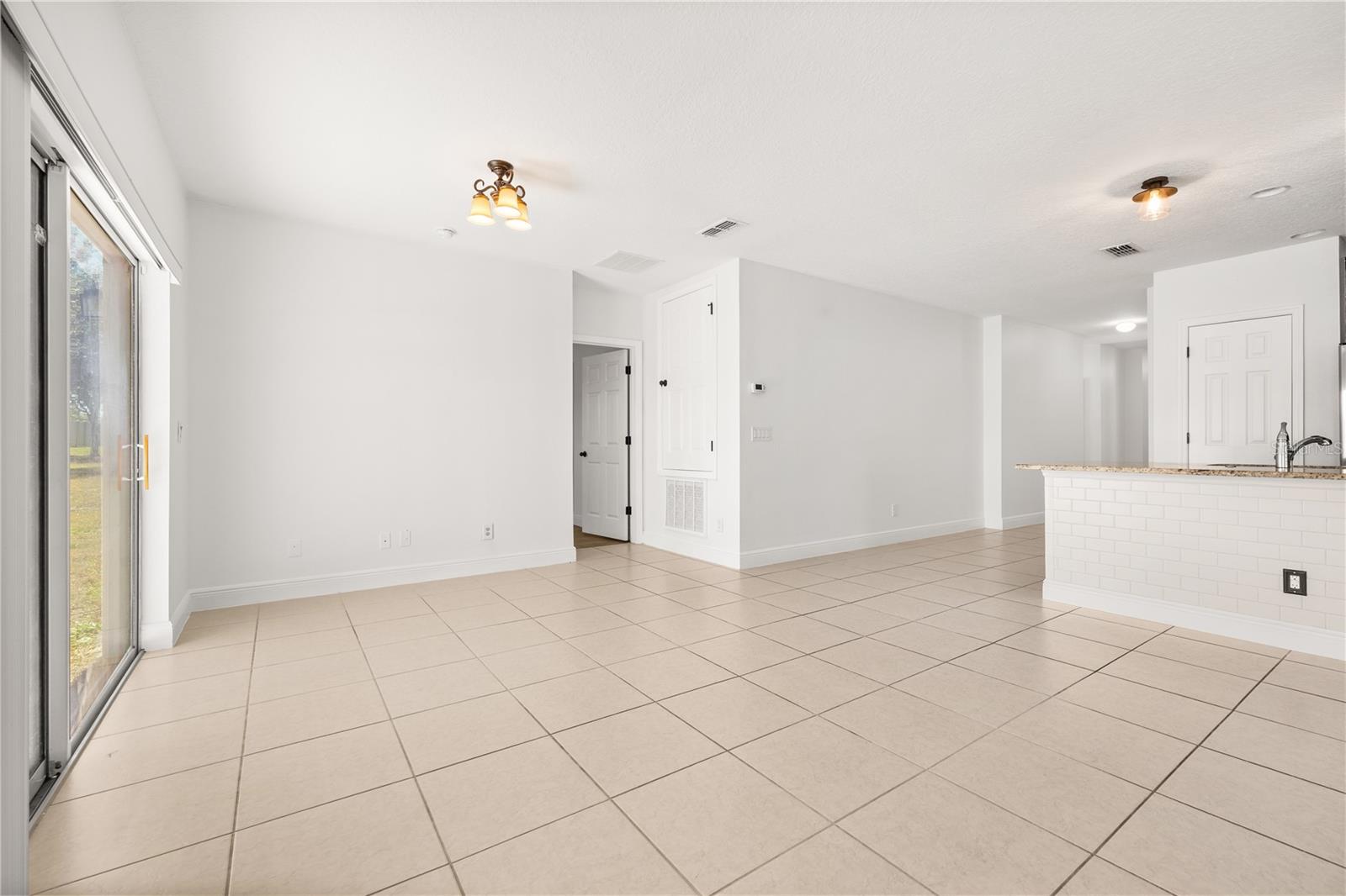122 ANDALUSIA LOOP