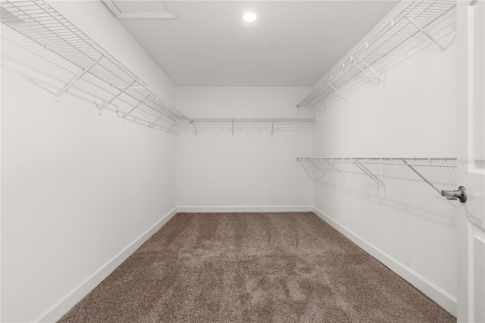 449 RONA LN