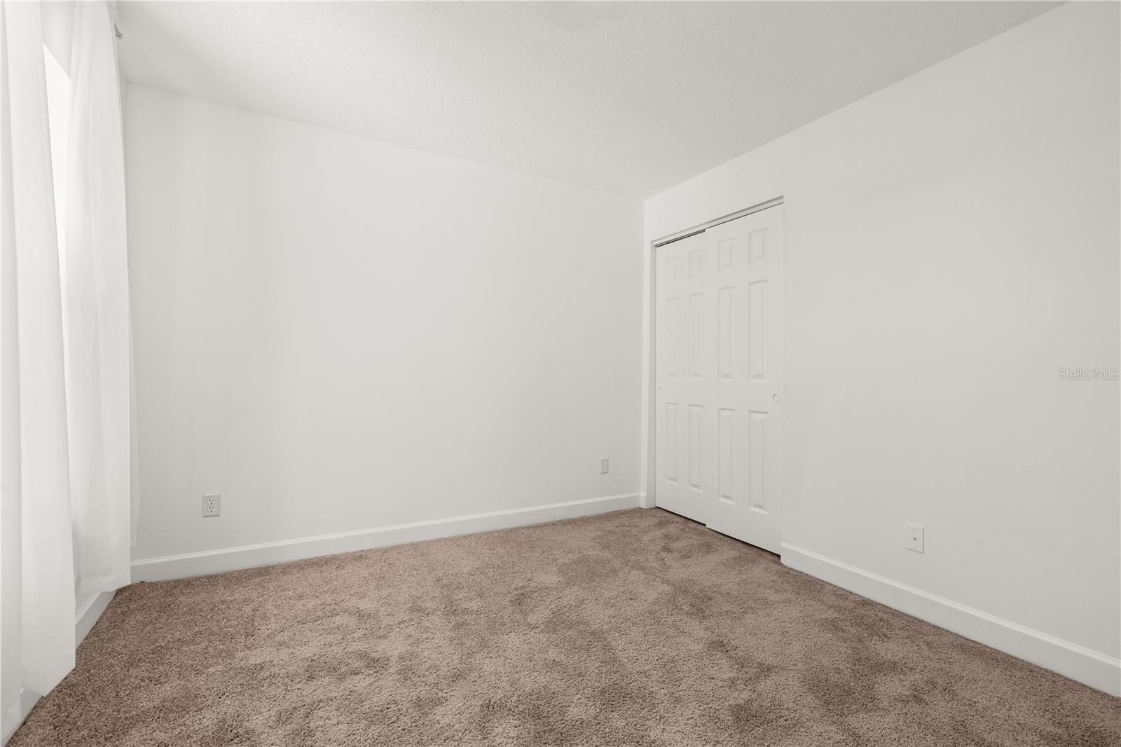 449 RONA LN
