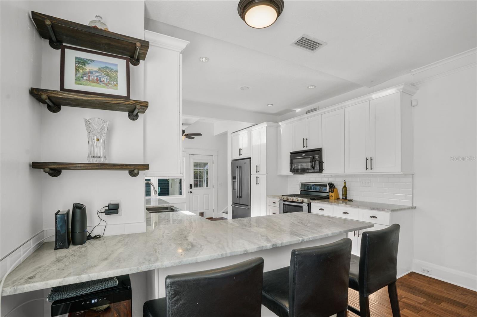3200 W SAN PEDRO ST