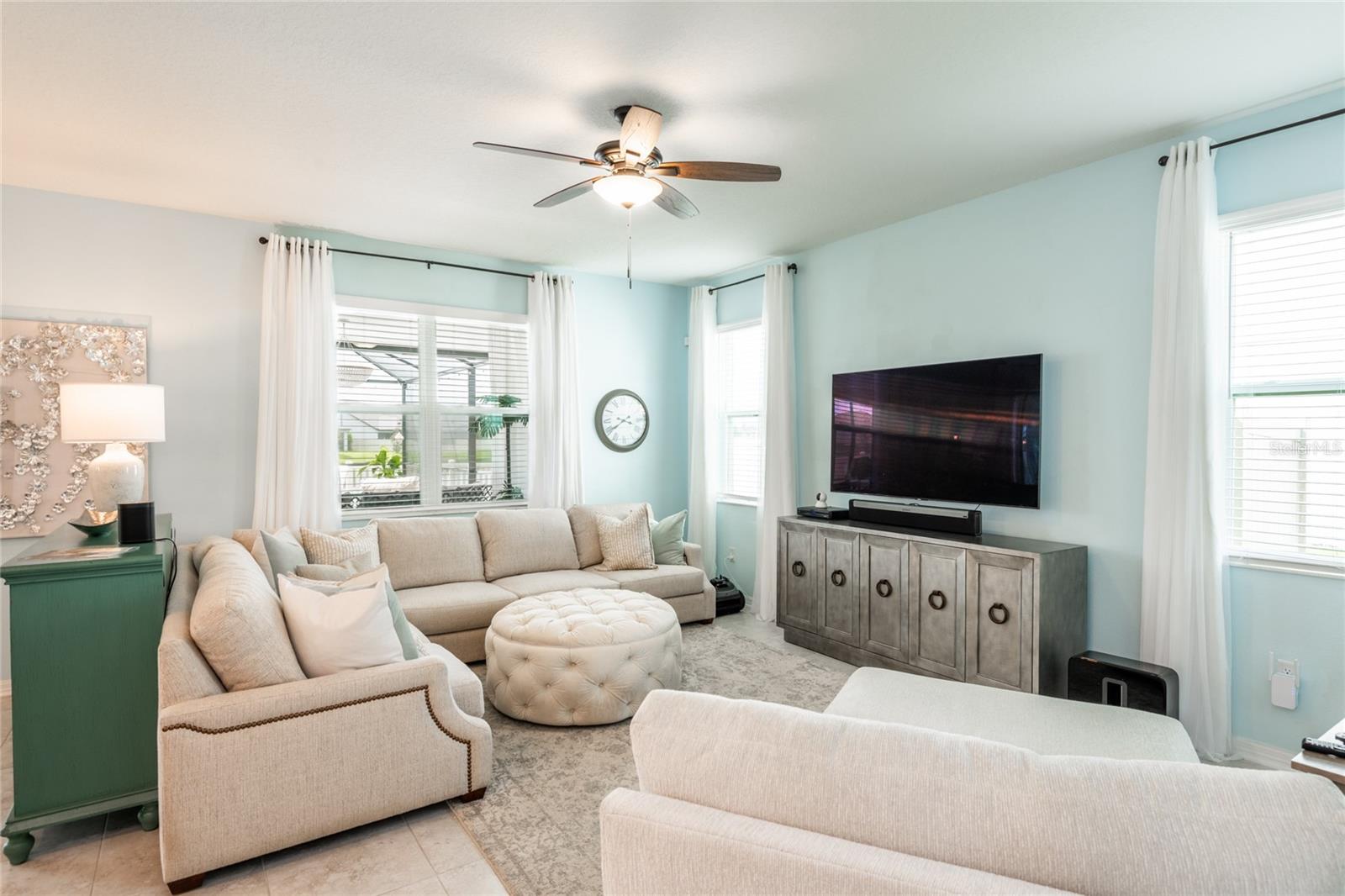 7465 POOL COMPASS LOOP