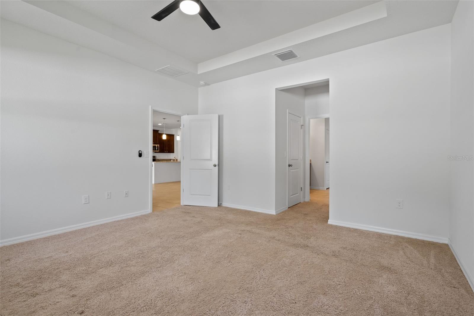 13759 BLYTHEWOOD DR
