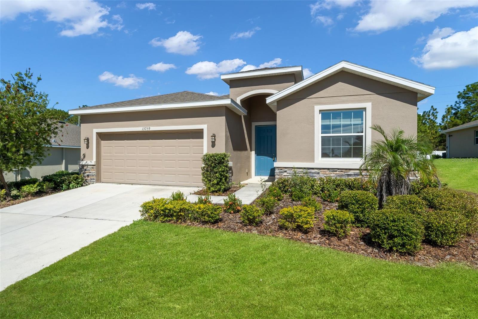 13759 BLYTHEWOOD DR