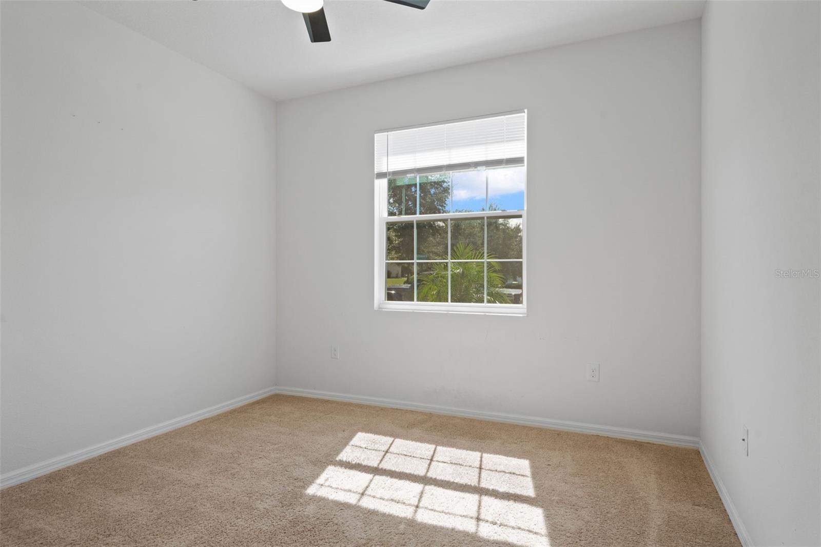 13759 BLYTHEWOOD DR