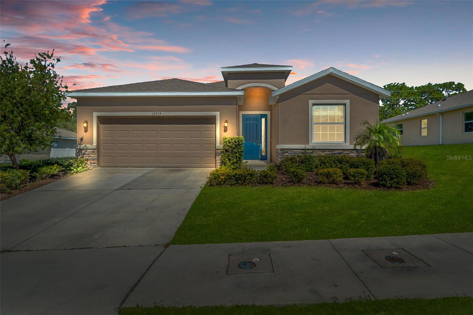 13759 BLYTHEWOOD DR