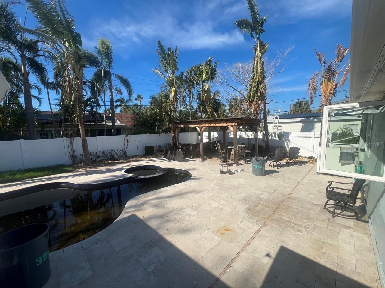 3940 OLEANDER WAY