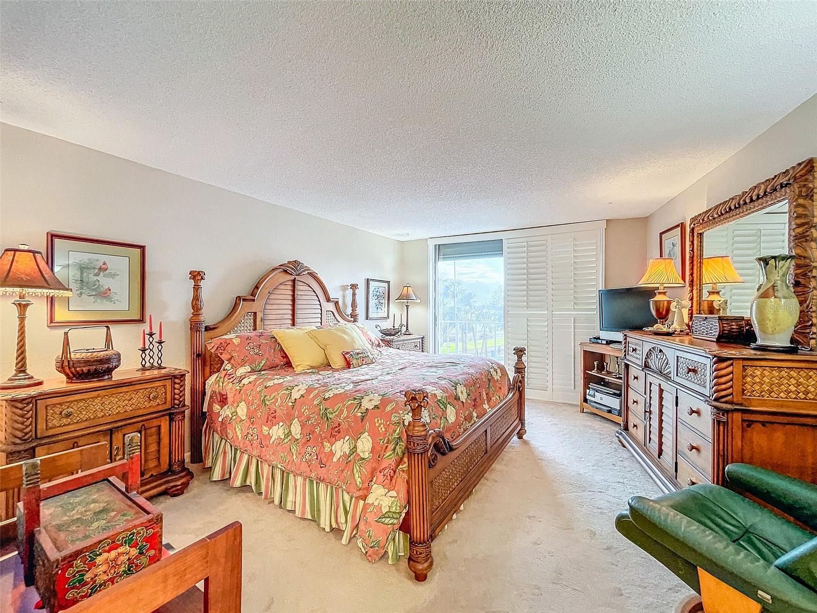 2611 BAYSHORE BLVD #302