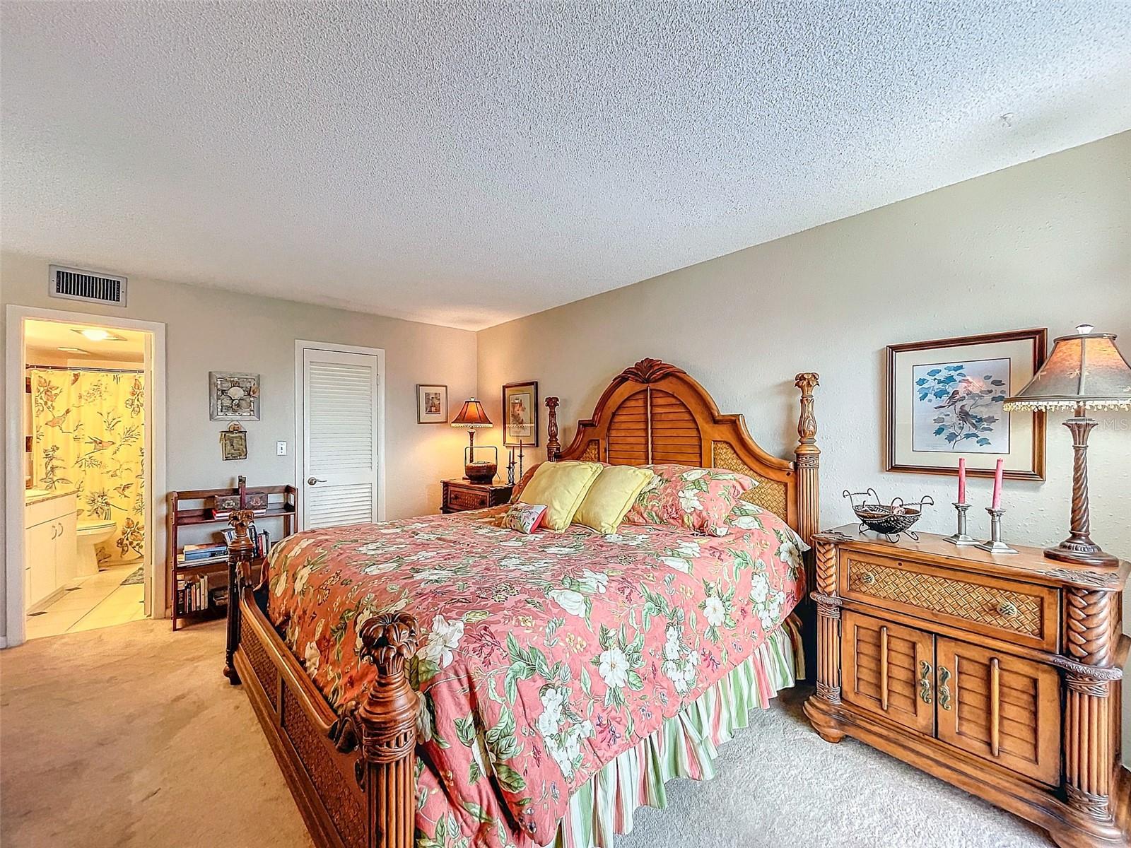 2611 BAYSHORE BLVD #302
