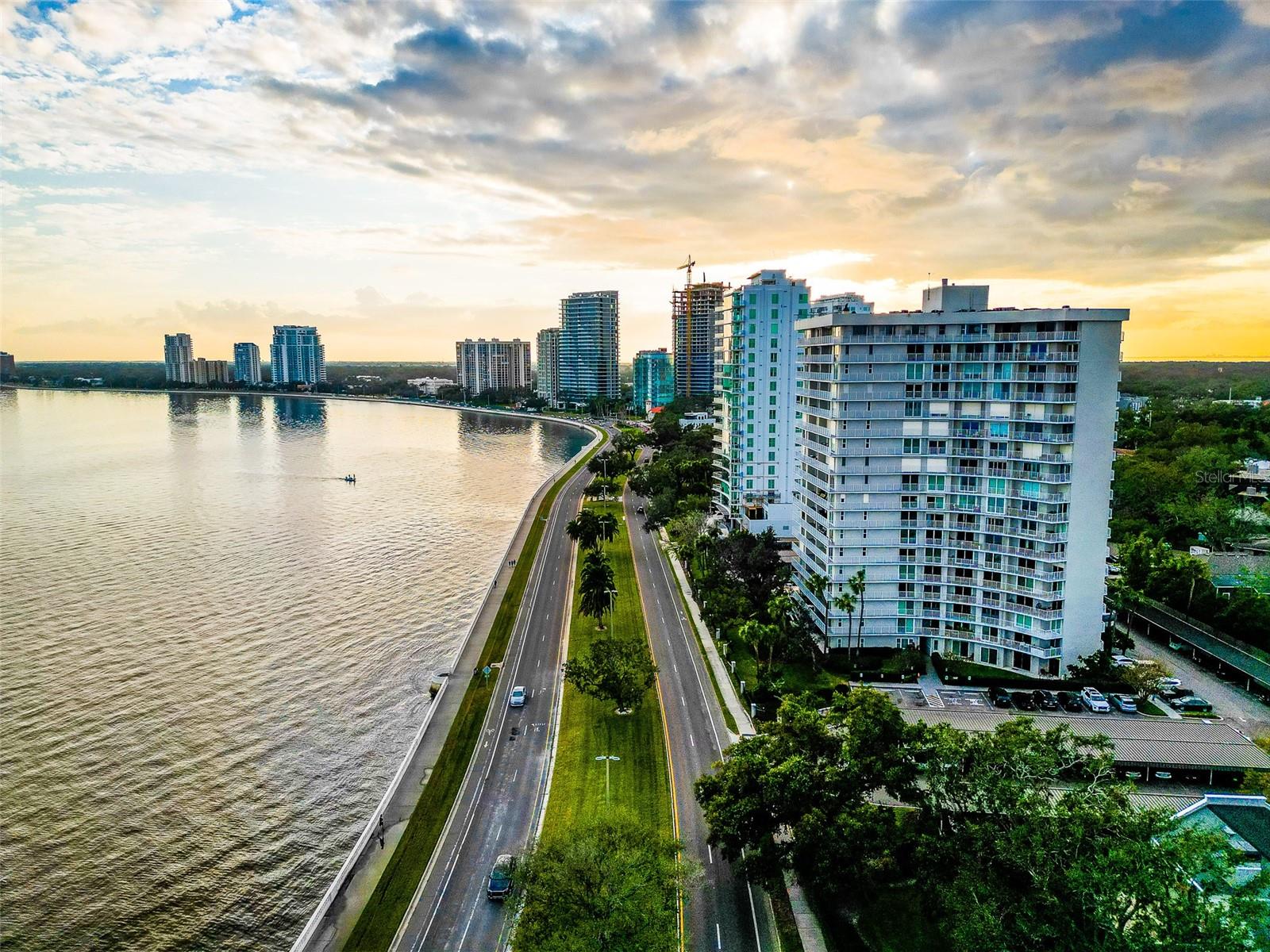 2611 BAYSHORE BLVD #302