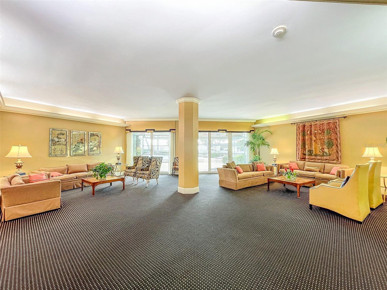 2611 BAYSHORE BLVD #302