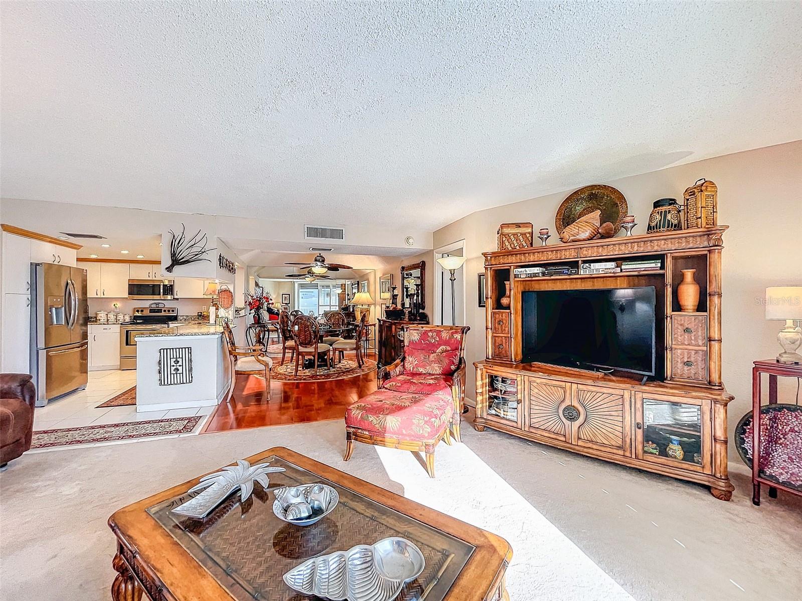 2611 BAYSHORE BLVD #302