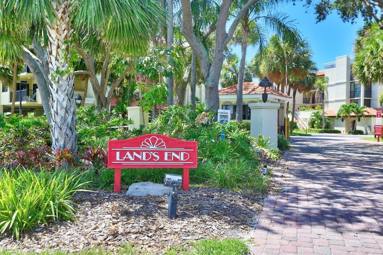 7537 BAYSHORE DR #406