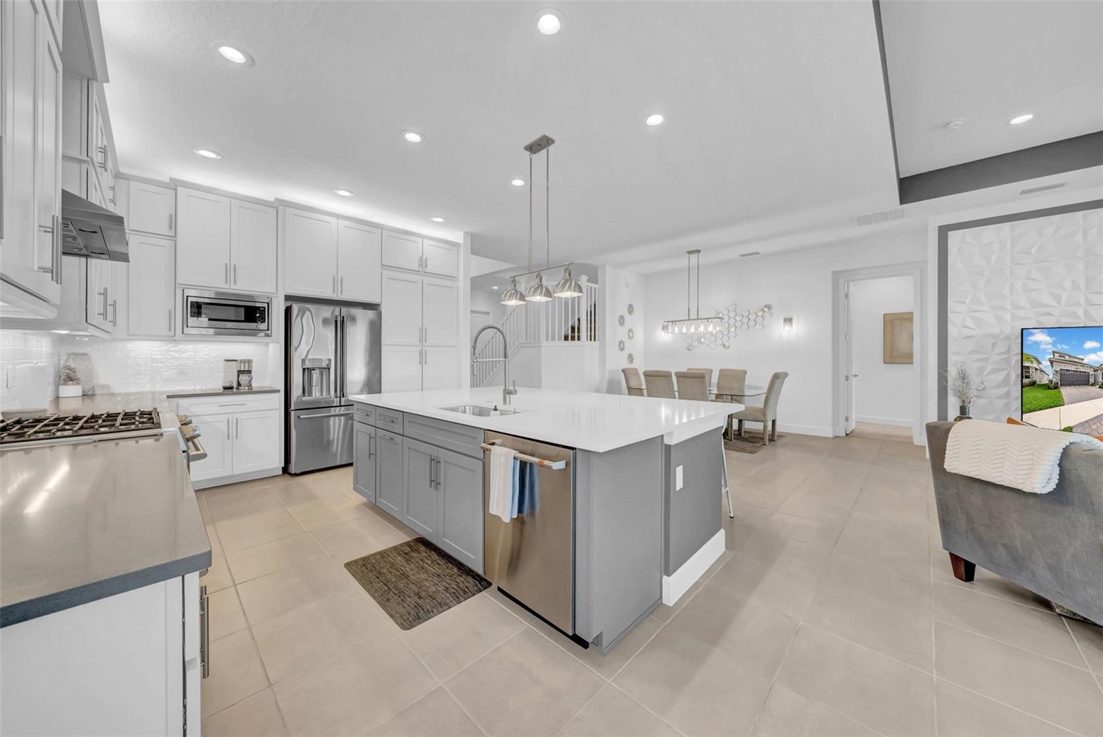 3096 GREAT BANYAN WAY