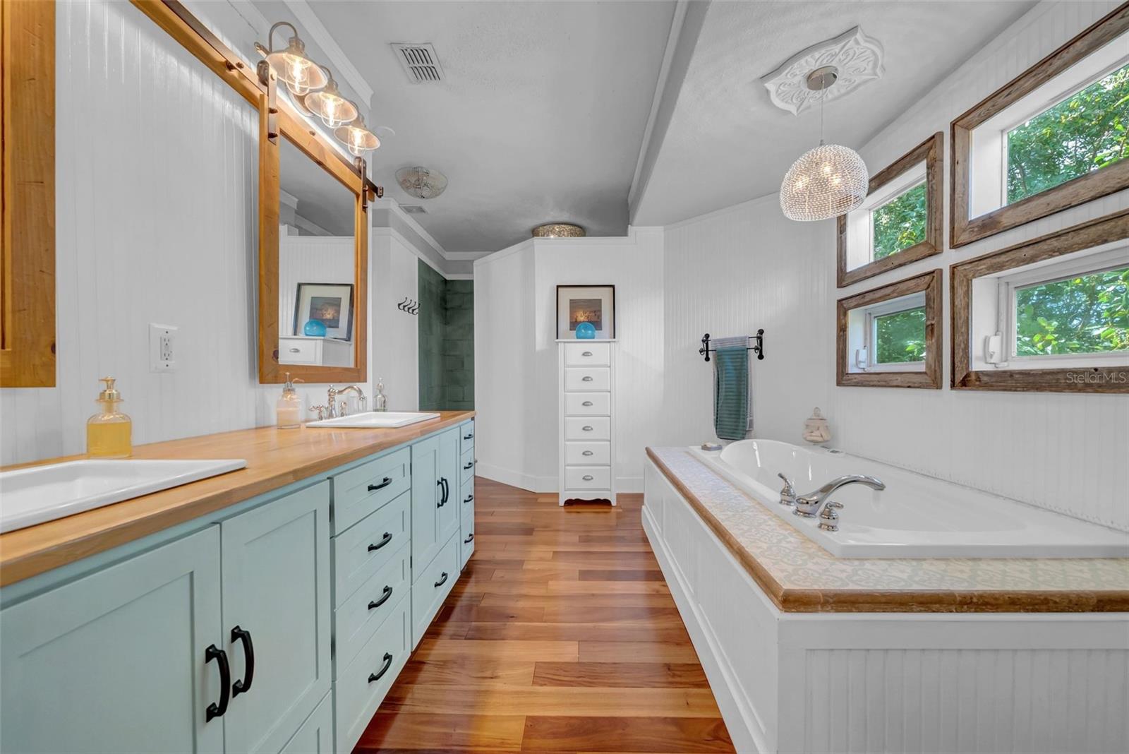 1790 MAIN ST